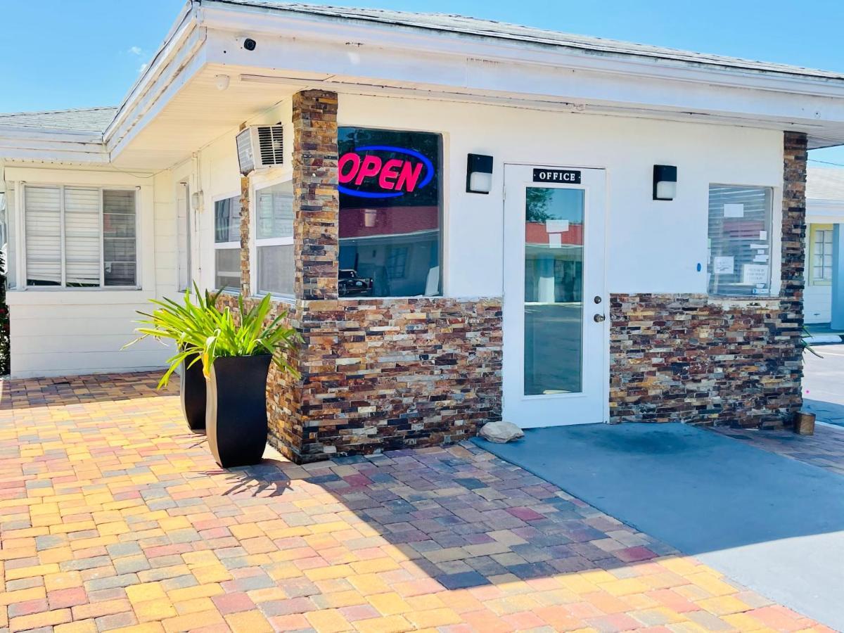 Siesta Inn Sarasota - Indian Beach エクステリア 写真