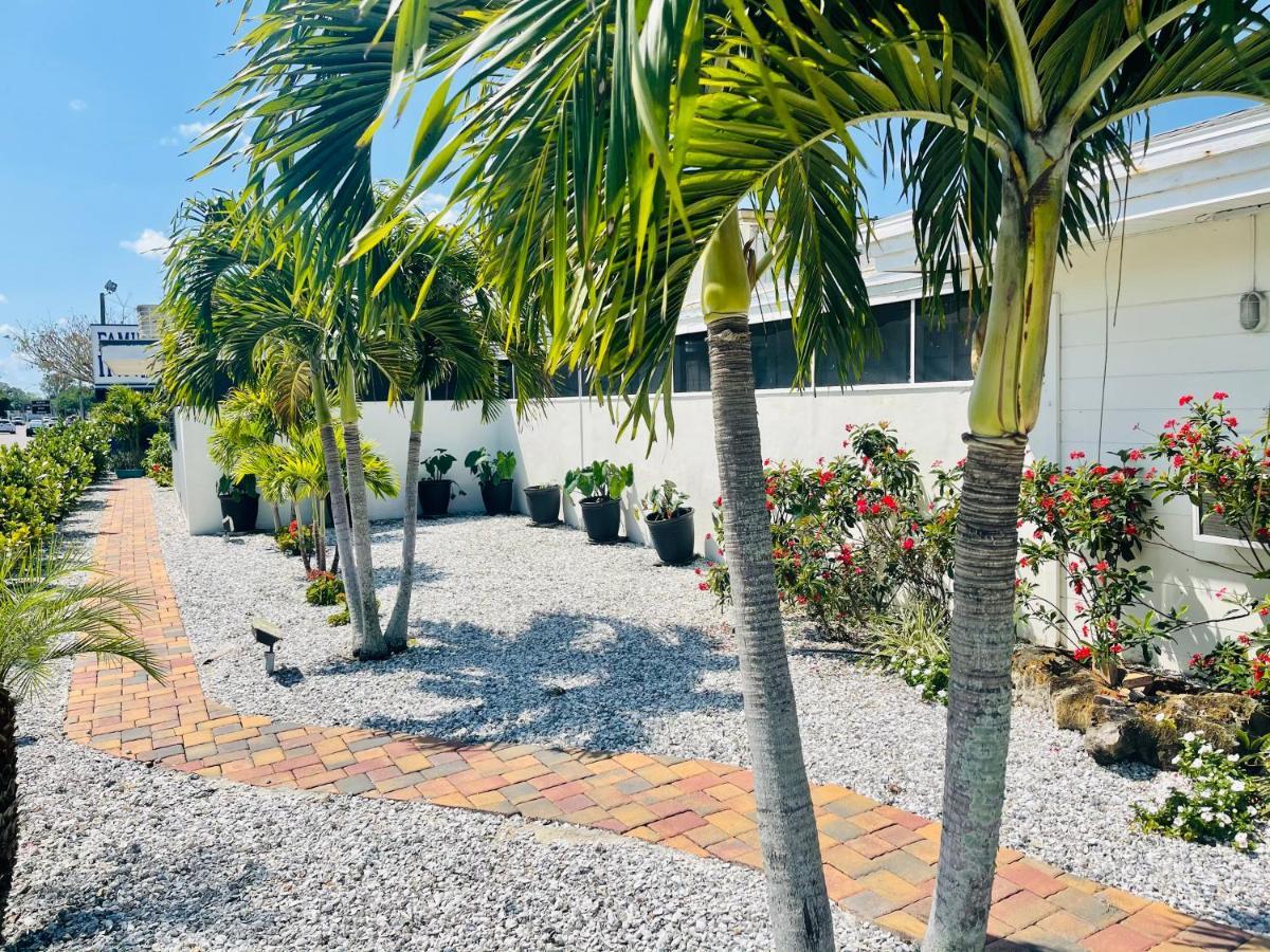 Siesta Inn Sarasota - Indian Beach エクステリア 写真