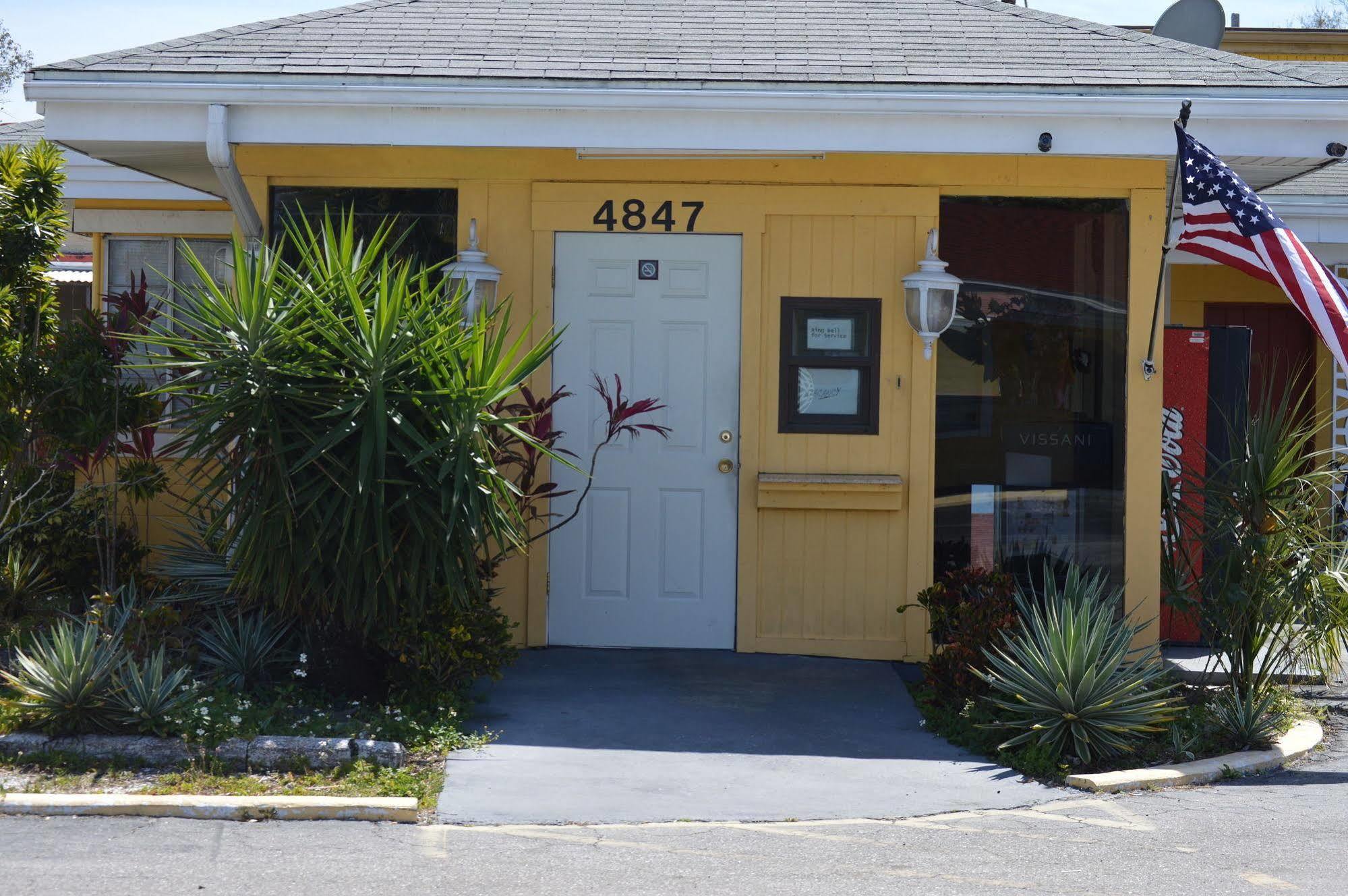 Siesta Inn Sarasota - Indian Beach エクステリア 写真