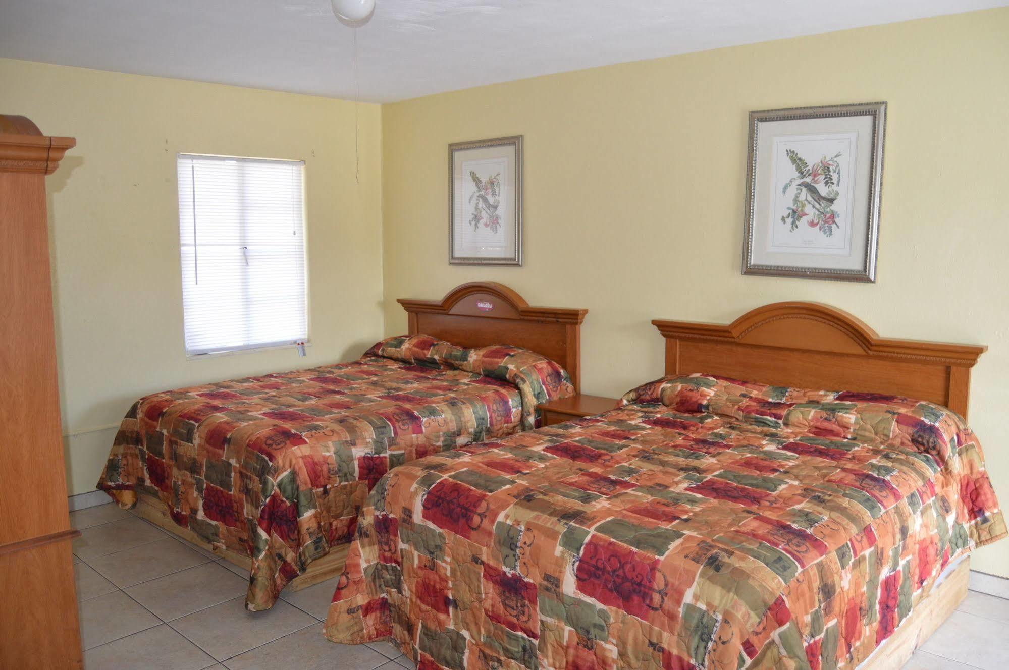 Siesta Inn Sarasota - Indian Beach エクステリア 写真