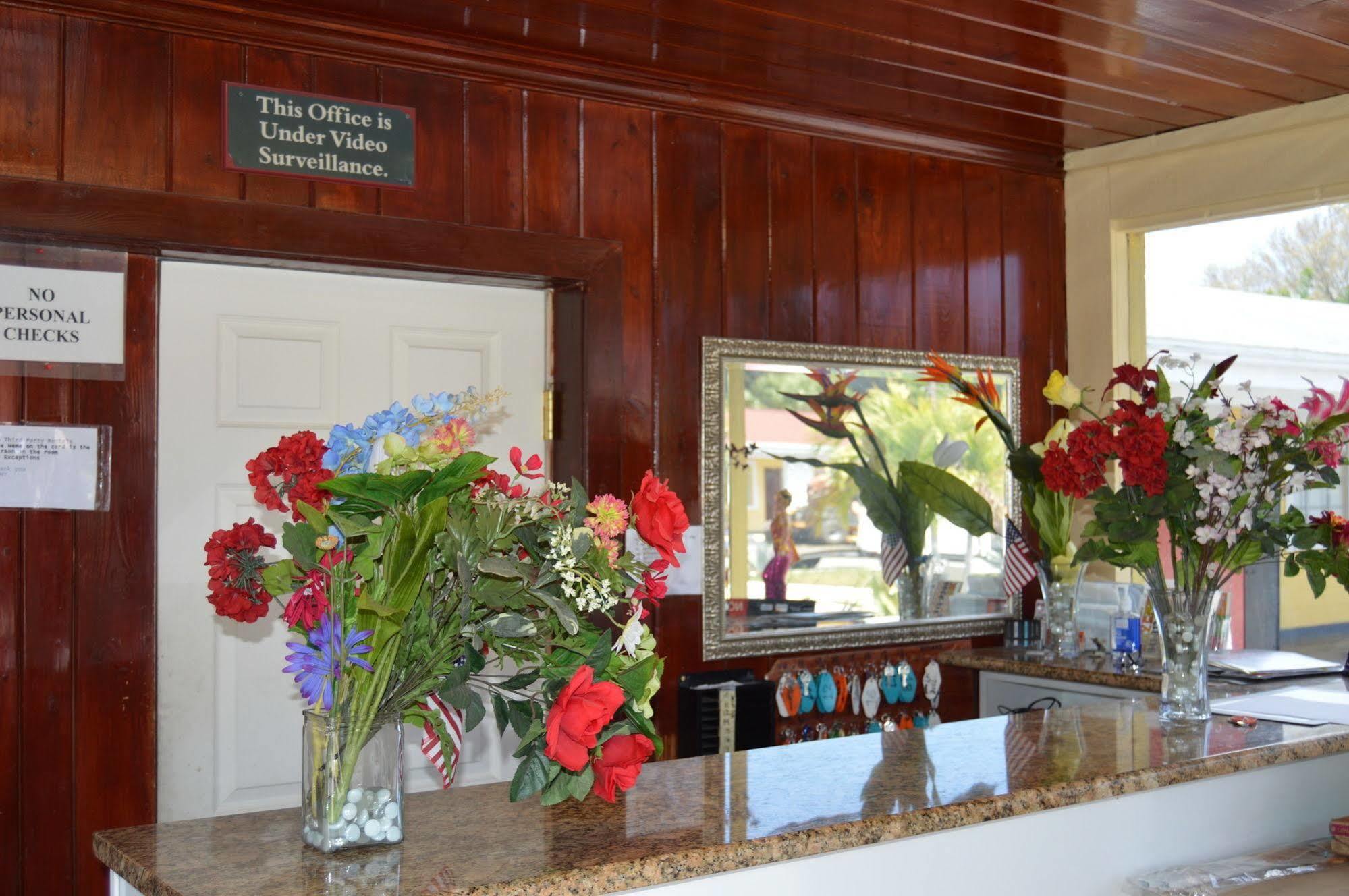 Siesta Inn Sarasota - Indian Beach エクステリア 写真